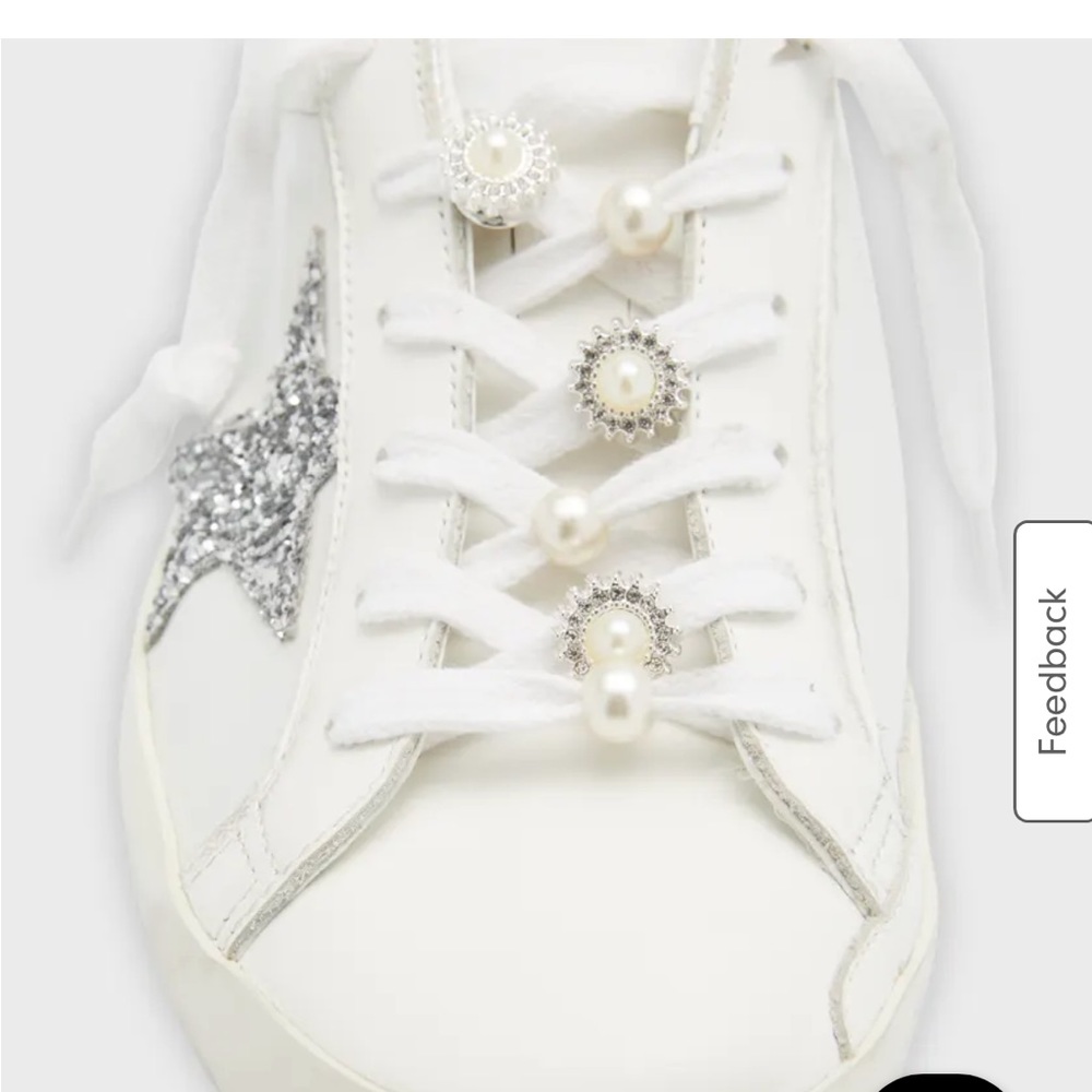 Golden goose superstar pearl laces